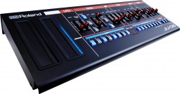 Roland JU-06  синтезатор