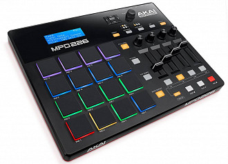 Akai Pro MPD226  MIDI/USB-контроллер, 16 пэдов с цветной подсветкой, 4 ручки, 4 фейдера.
