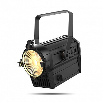 CHAUVET-PRO Ovation FD-105WW светодиодный прожектор направленного света с линзой френеля. 1х80Вт WW LED
