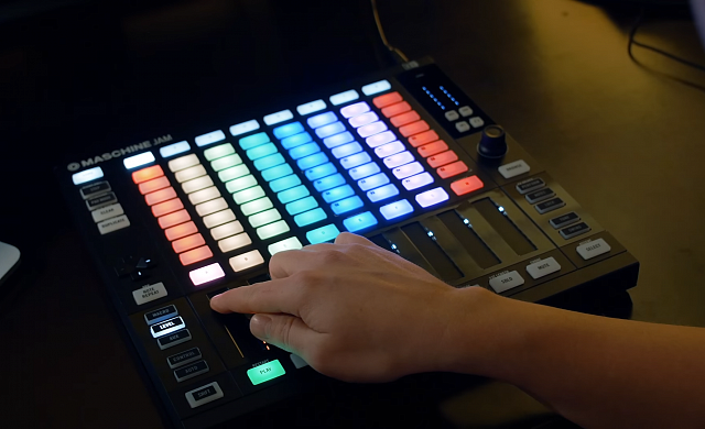 В Maschine  появилась поддержка протокола Ableton Link