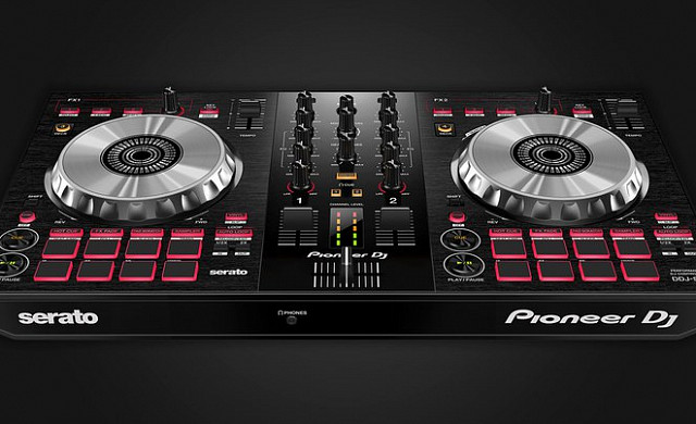 Делай скрэтчи как Dj Jazzy Jeff: обзор MIDI контроллера Pioneer DJ DDJ-SB3 Делай скрэтчи как Dj Jazzy Jeff: обзор MIDI контроллера Pioneer DJ DDJ-SB3